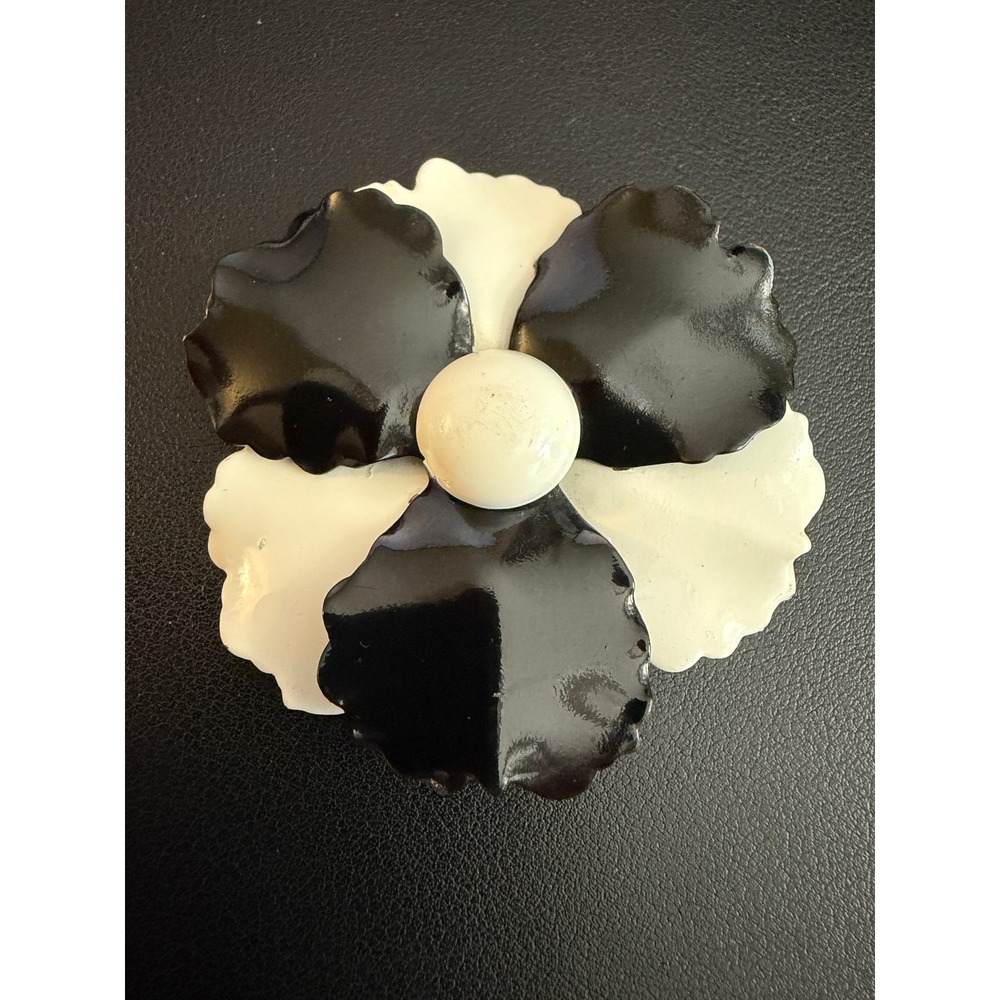 Vintage Enamel Flower Brooch Pop Art Black White View 6